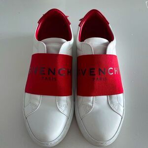 Givenchy Sneakers
